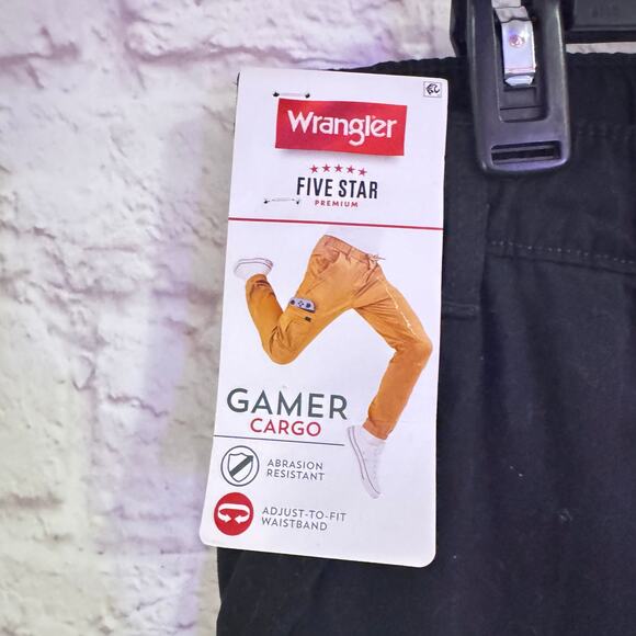 WRANGLER Black Gamer Cargo Pants Sz 14 Husky NWT - Picture 4 of 7